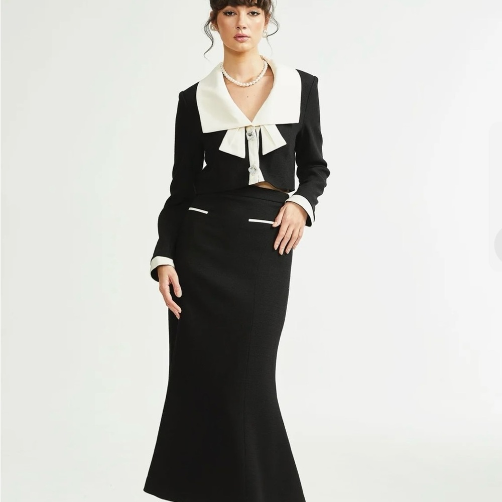 Brand NEW old money SET